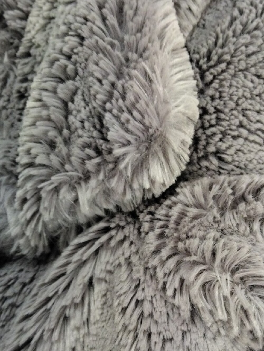Women's Plush Faux Fur Patagonia Jacket - Gray - Picture 3 of 3
